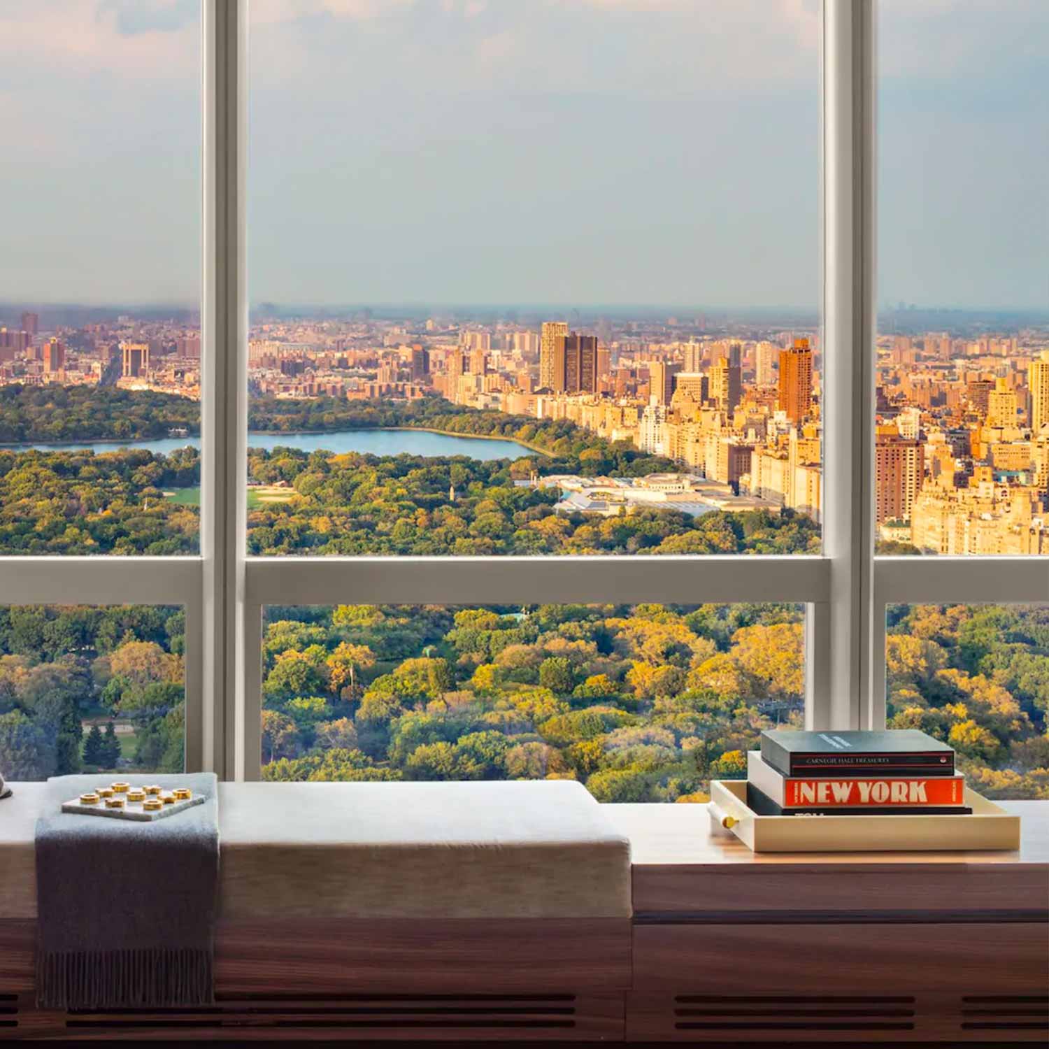 Discover World of Hyatt Privé